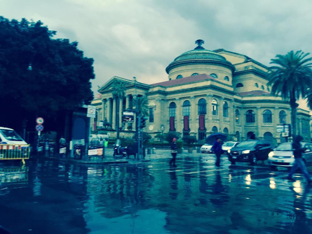La Casetta Al Massimo By Domusicily Palermo Bilik gambar